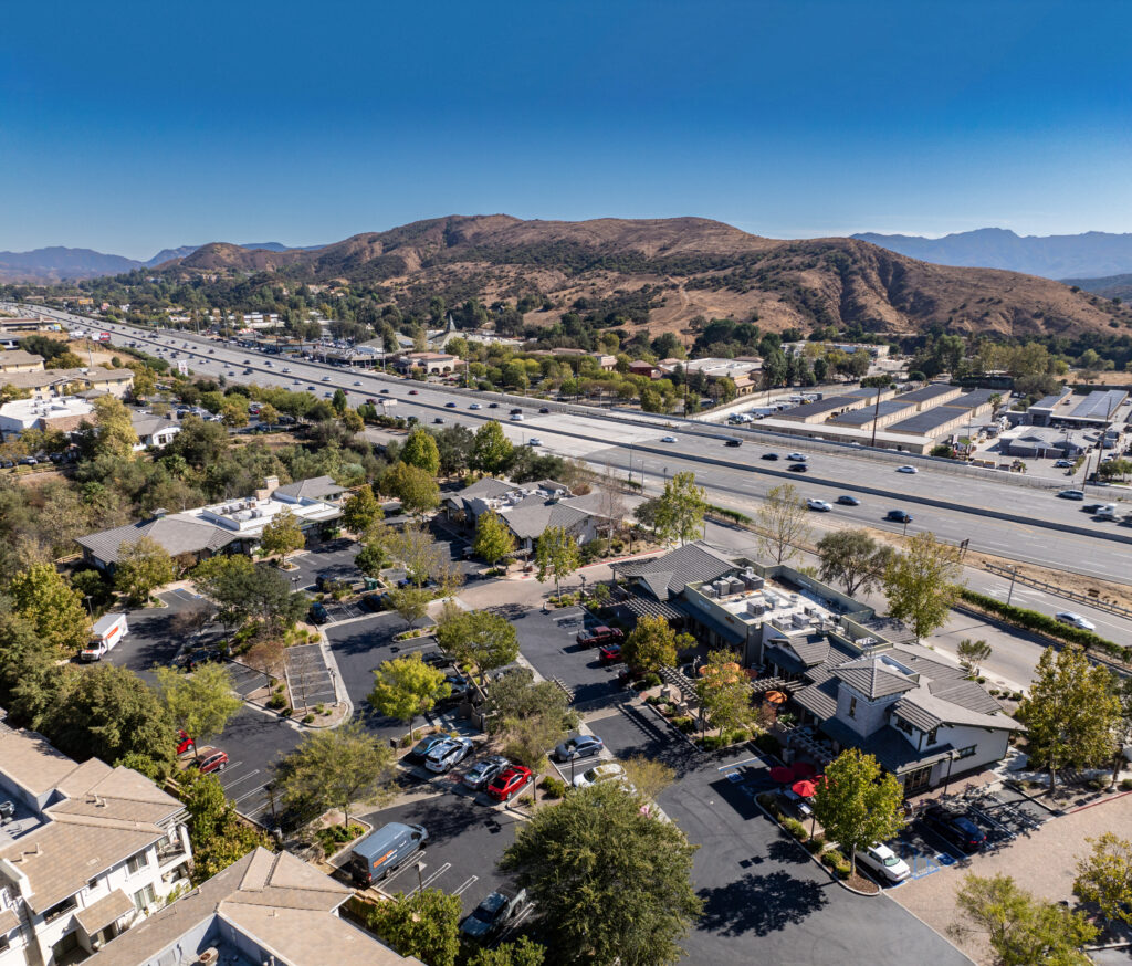 First Class Retail Property in Agoura Hills