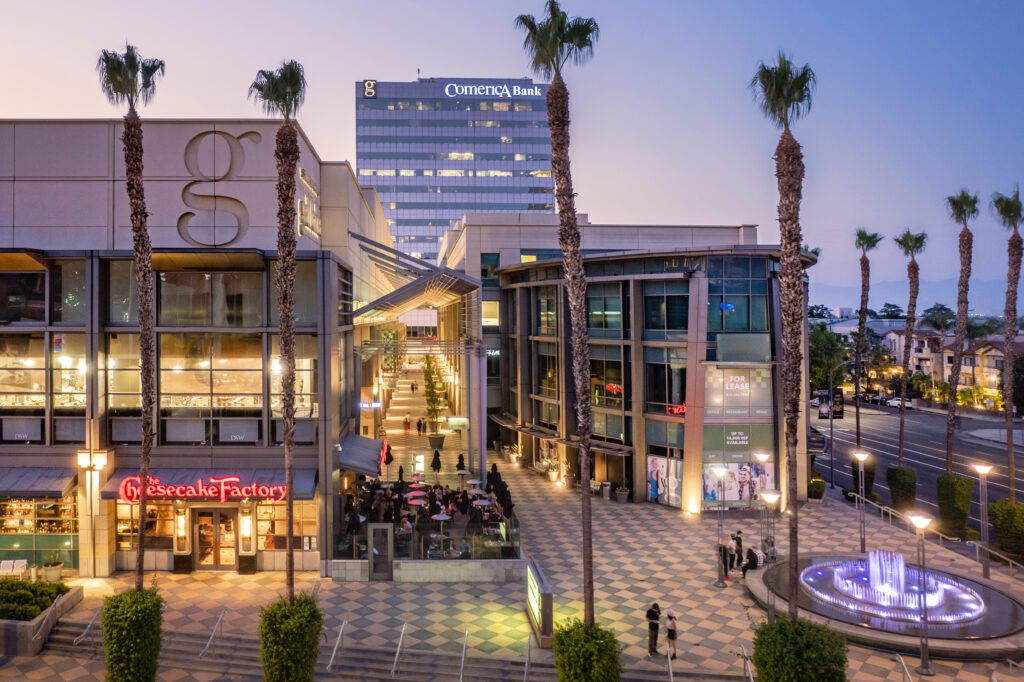 Sherman Oaks Galleria Retail & Restaurant Opportunities