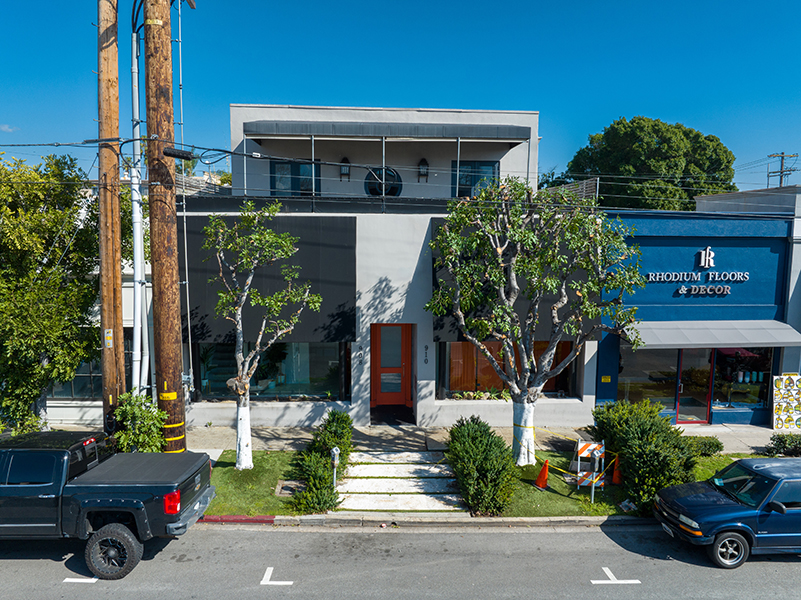 Trophy Property on La Cienga Blvd