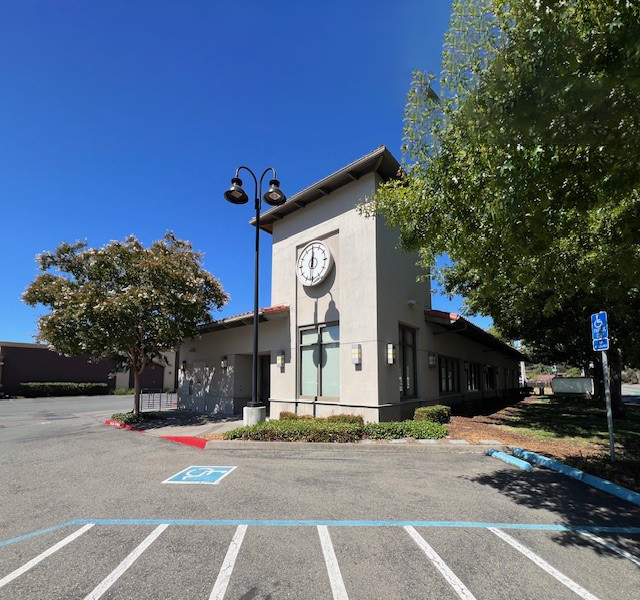 Pad Building For Lease